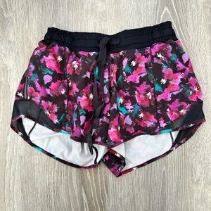 Lululemon shorts size 4